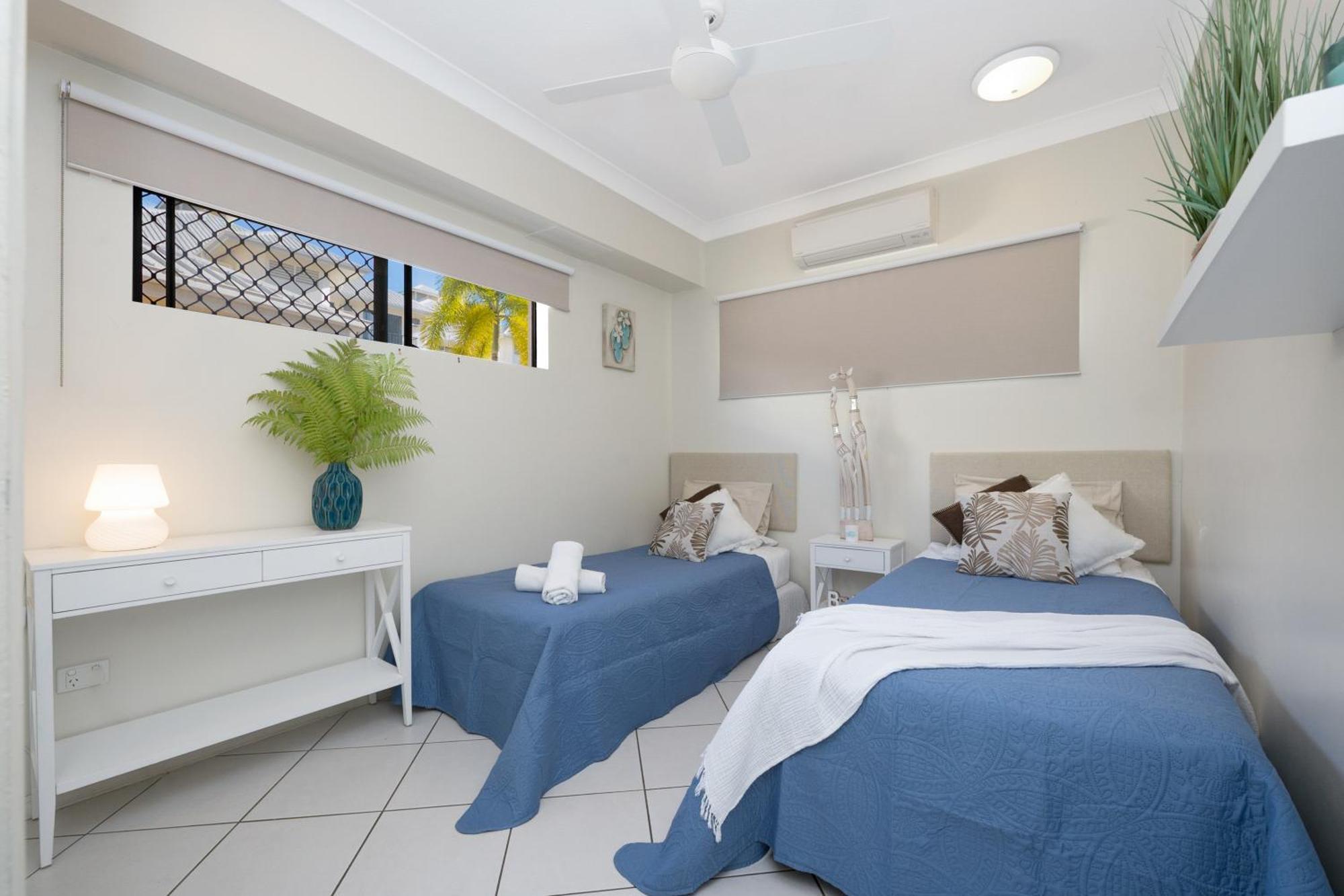 Breakwater 13 Apartment *